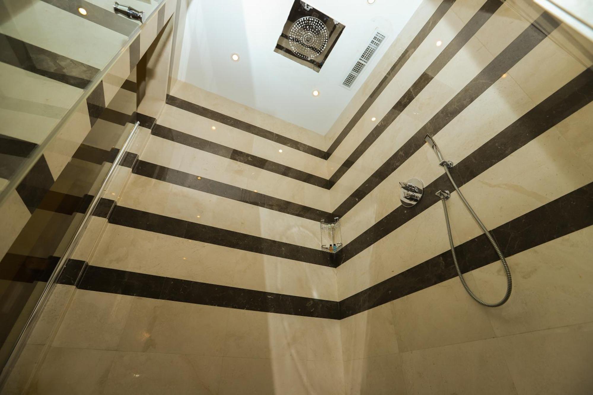 Gabala Garden Hotel Экстерьер фото A shower cubicle